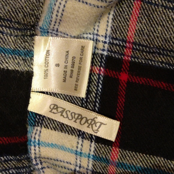 Button up - Picture 2 of 2